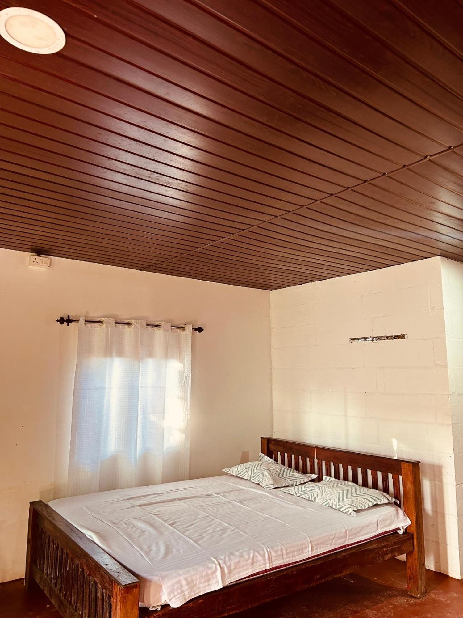 Villa Silent House à Kudayattur Extérieur photo